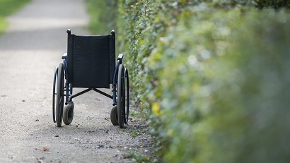 empty wheelchair_DieZeit_article_Jan17